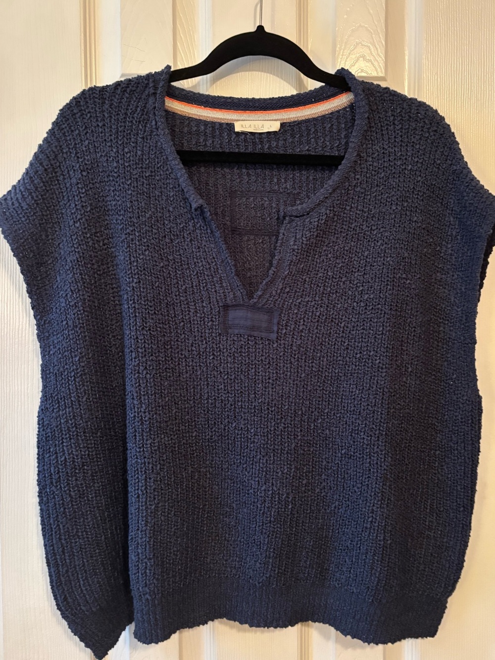 ILLA ILLA Boutique Sweater Vest